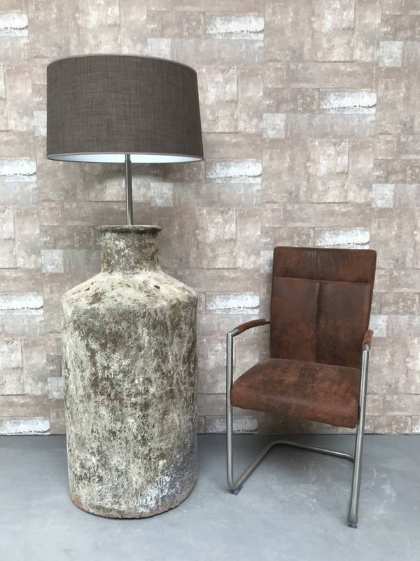 V017142 Vloerlamp aardewerk atlantic met bruine linnen kap.