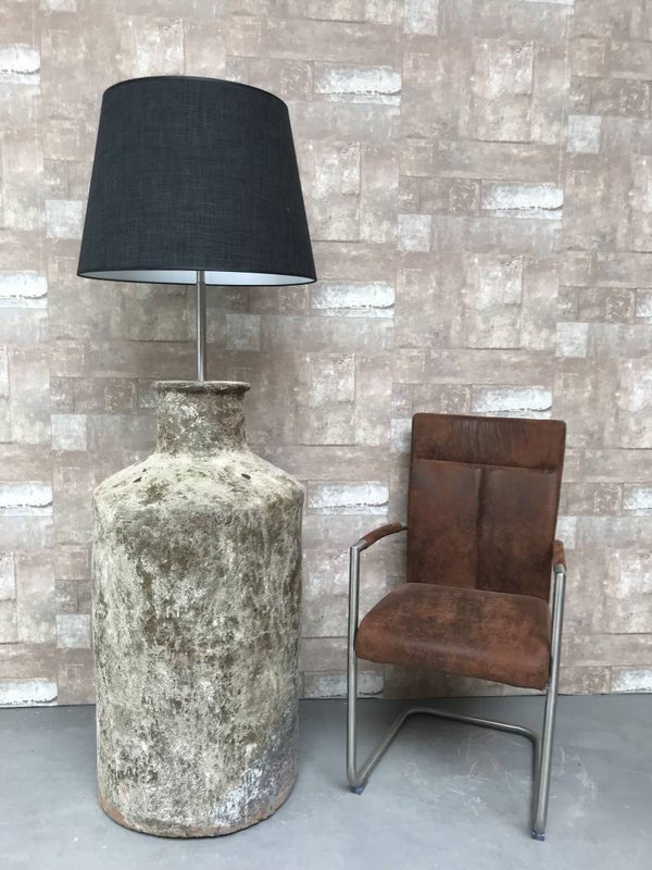 V017131 Vloerlamp aardewerk atlantic met antraciet linnen kap.