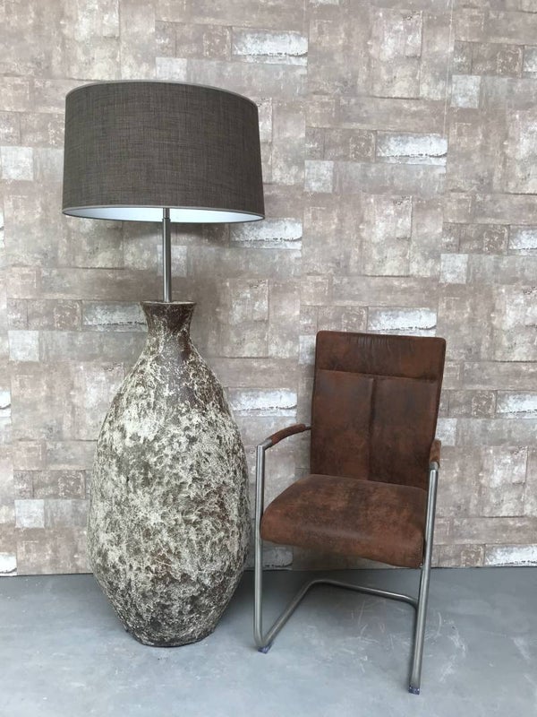 V0671142 Vloerlamp aardewerk atlantic met bruine linnen kap.