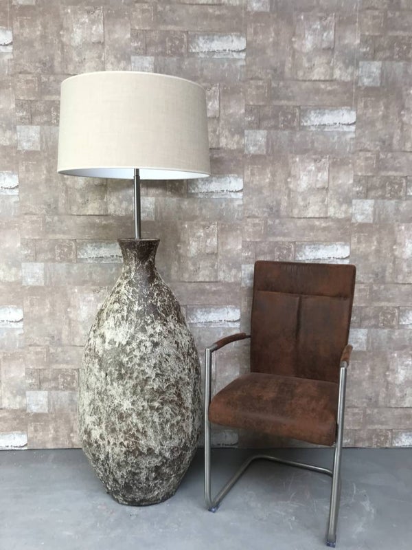 V067140 Vloerlamp aardewerk atlantic met creme linnen kap.