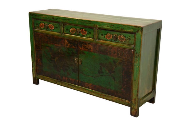 (168) oud Chinees dressoir 134cm. breed