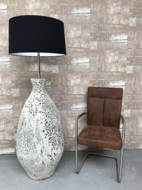 V067939 Vloerlamp aardewerk ocean oxide met zwarte linnen kap.