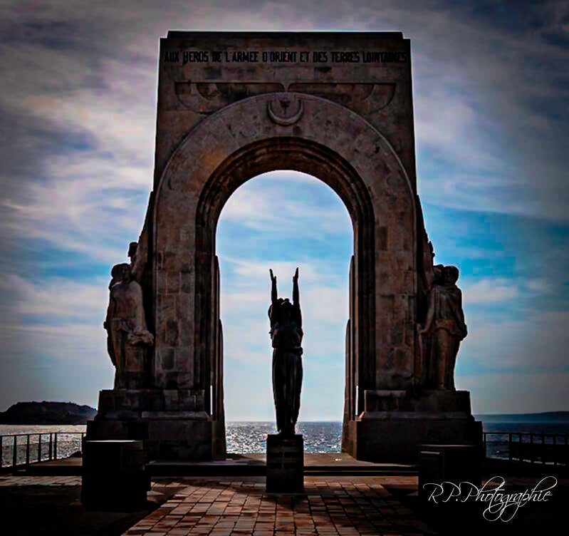 silent tribute