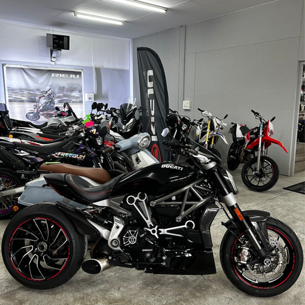 Ducati diavel XS