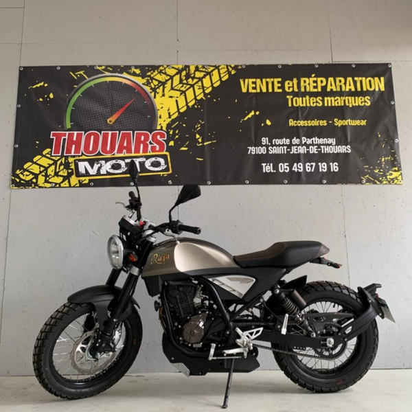 Rieju 125 Century