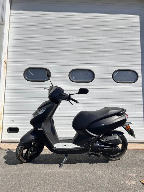 Peugeot kisbee Black Edition