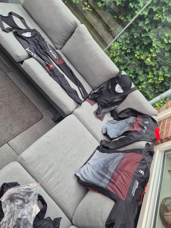 Sport kleding set van 4 stuks