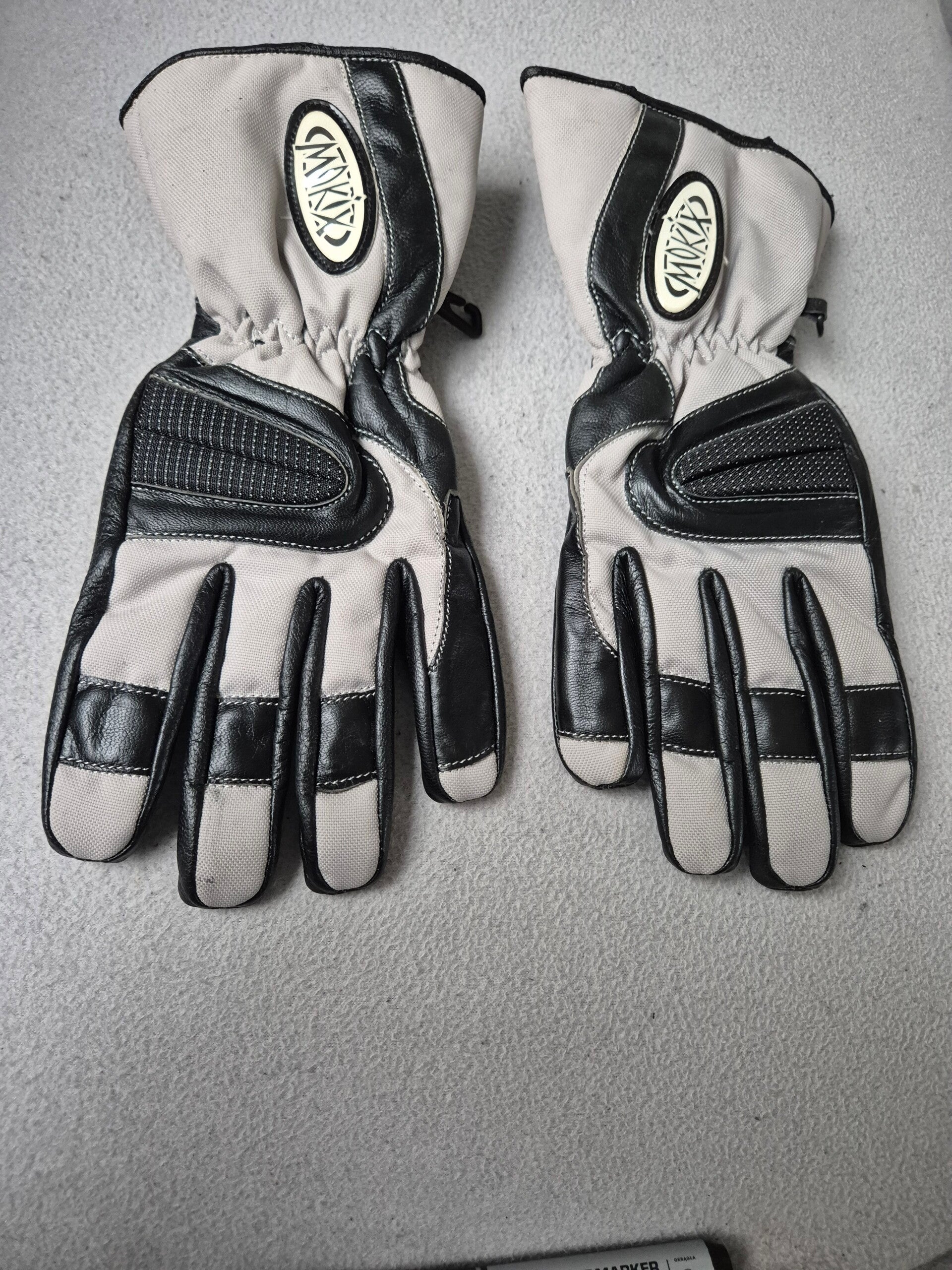 Handschoenen grijs/zwart maat 8