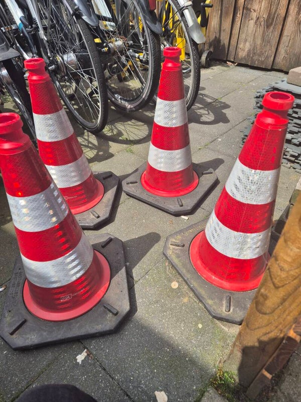 4 pionnen hoogte 54 cm