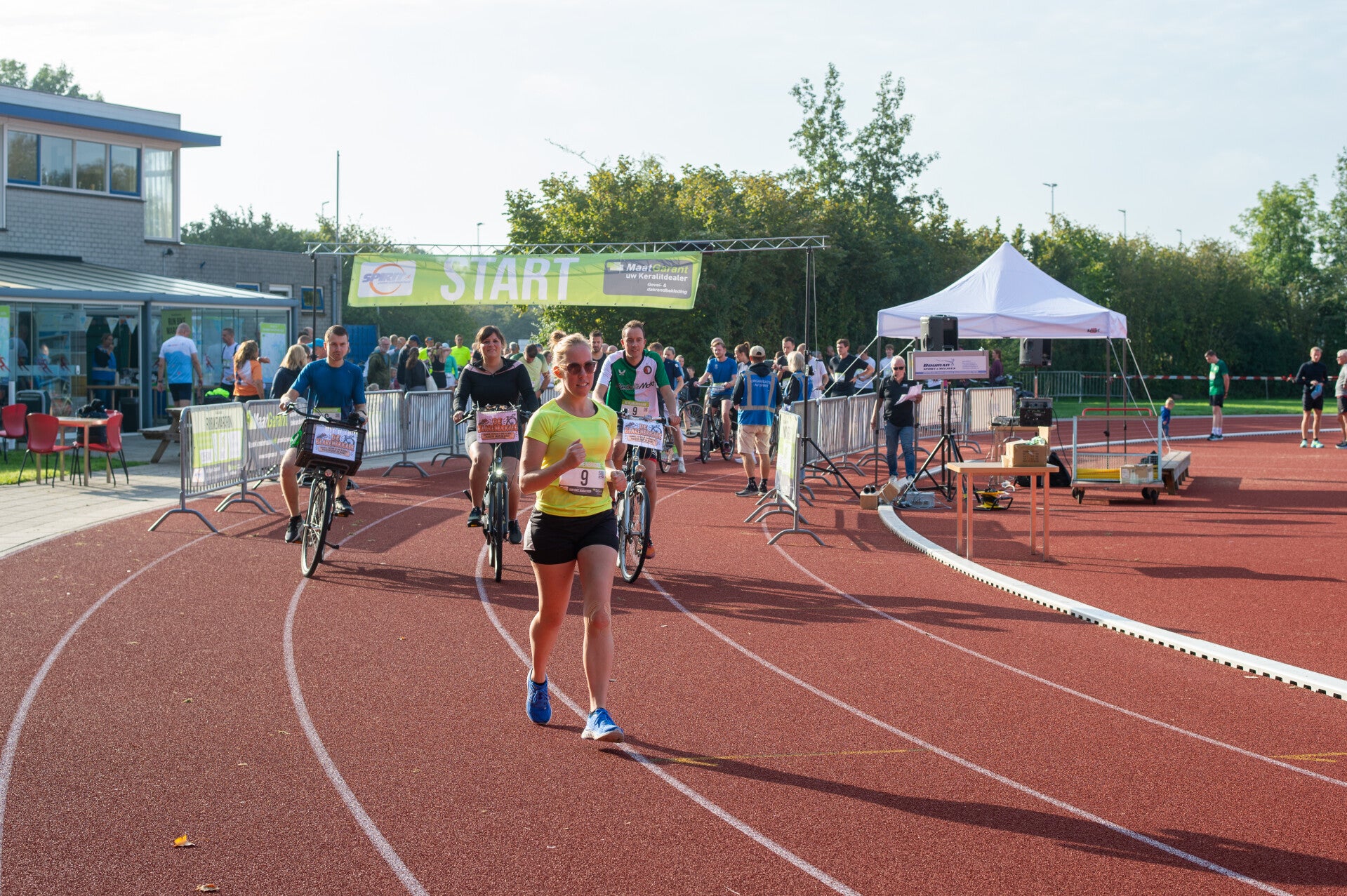 7su_2218-standard.jpg