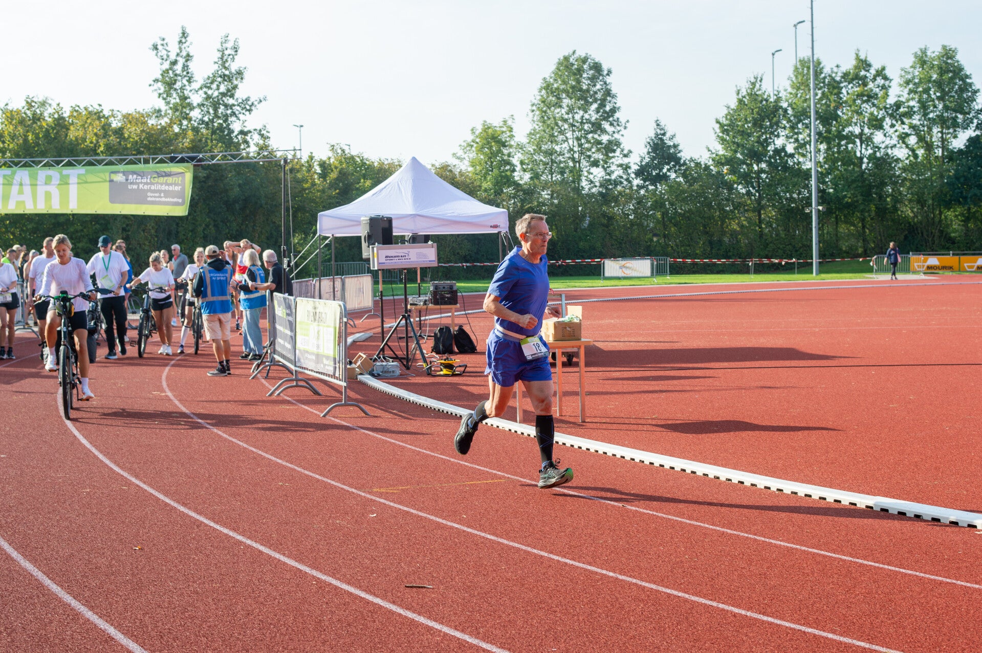 7su_2247-standard.jpg