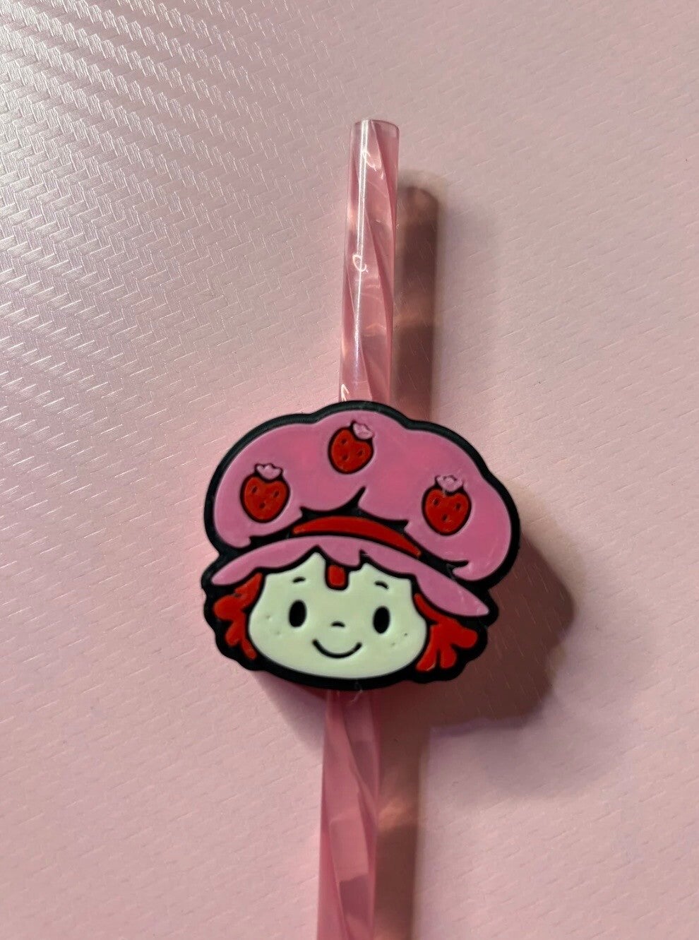 Strawberry Straw Topper