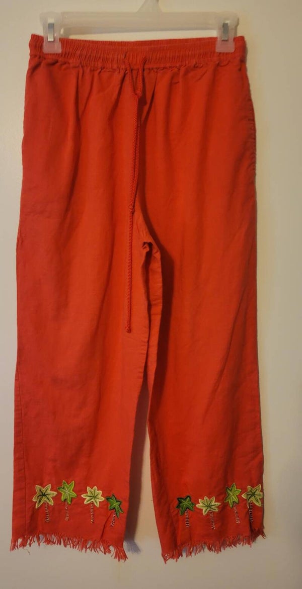 Vtg. Sportelle Sz. 8 Embroideried fringed High Waisted Capris