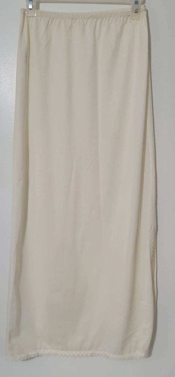 Small U.S.A. Vintage Lace Slip with Slit