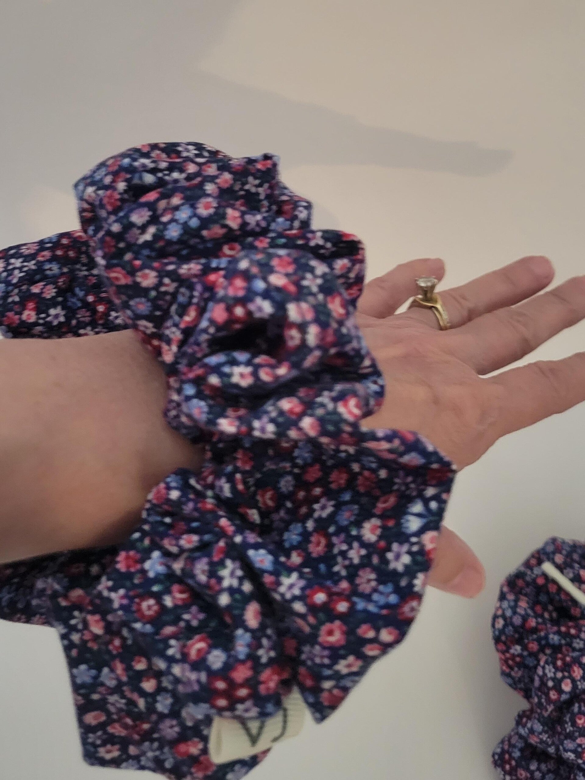 "PIA" LARGE Hair Scrunchie