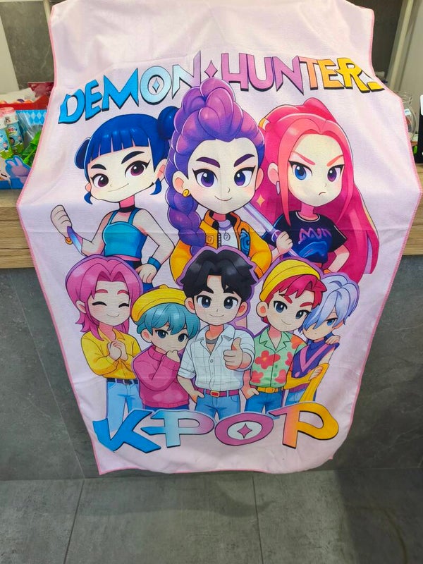 Πετσέτες θαλάσσης kpop demon hunters