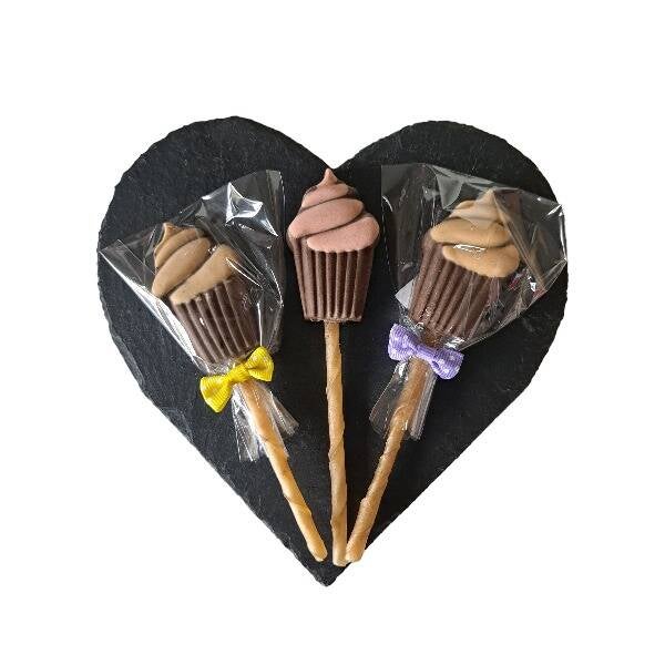 HundeLollie® Cup-Cake mit Kaustange – die besondere Belohnung für deinen Hund