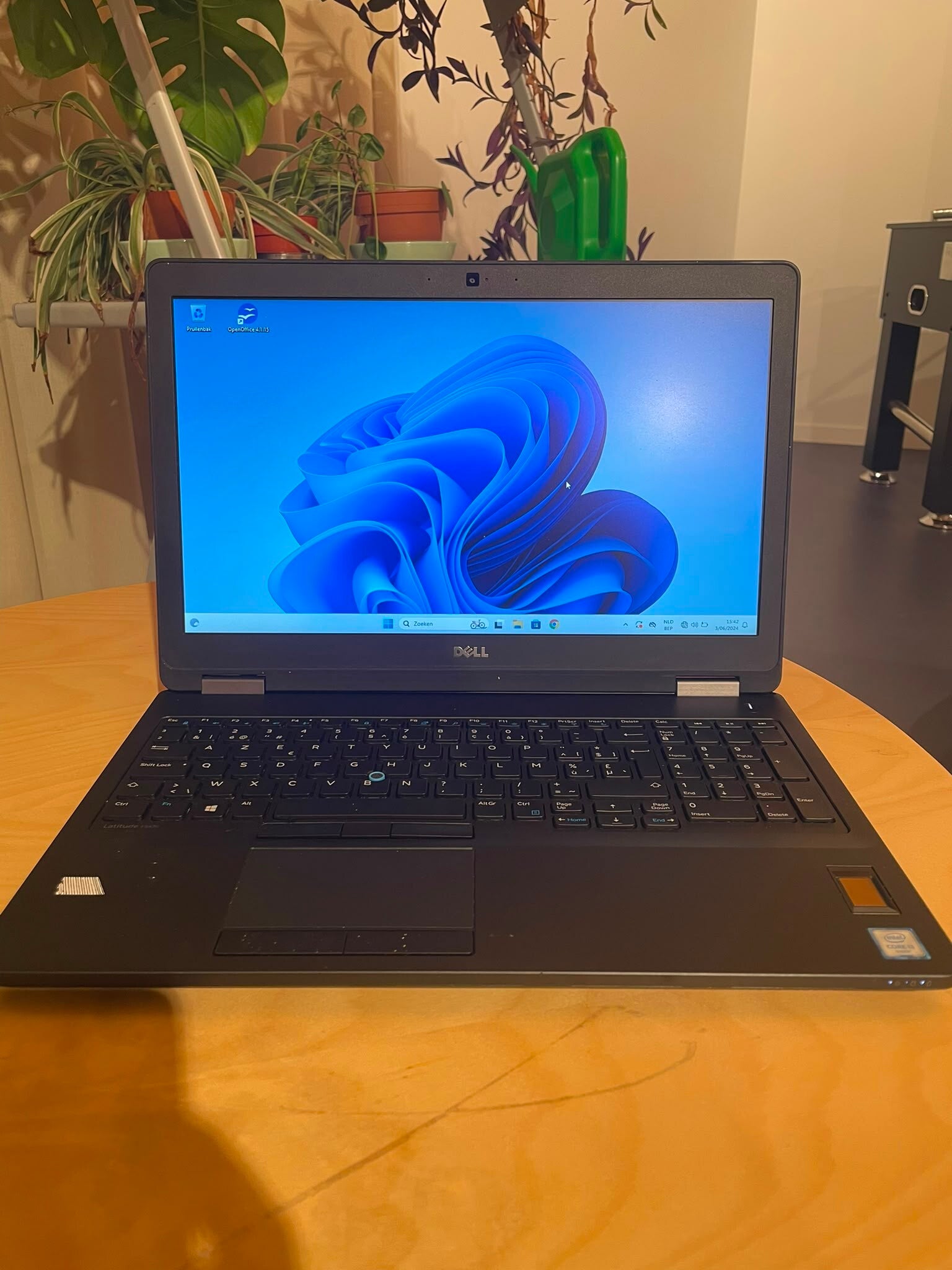 Dell Latitude 5570
