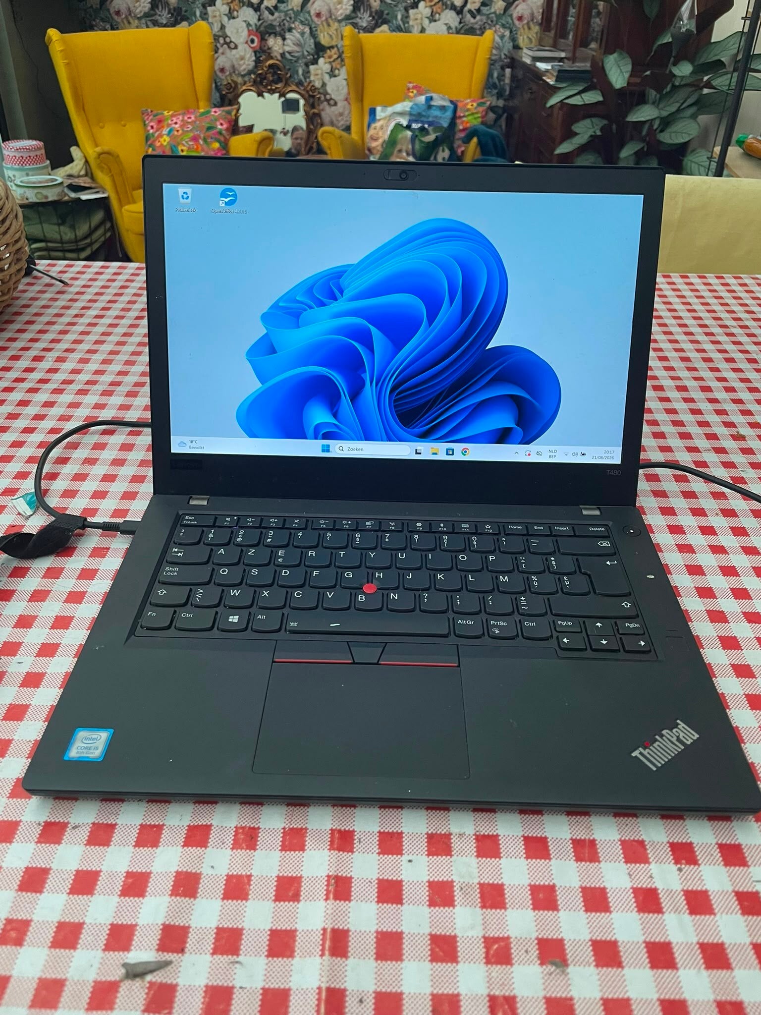 Lenovo thinkpad t480 (8th gen)