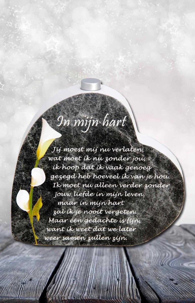 Houten gedenkhart met mini urn