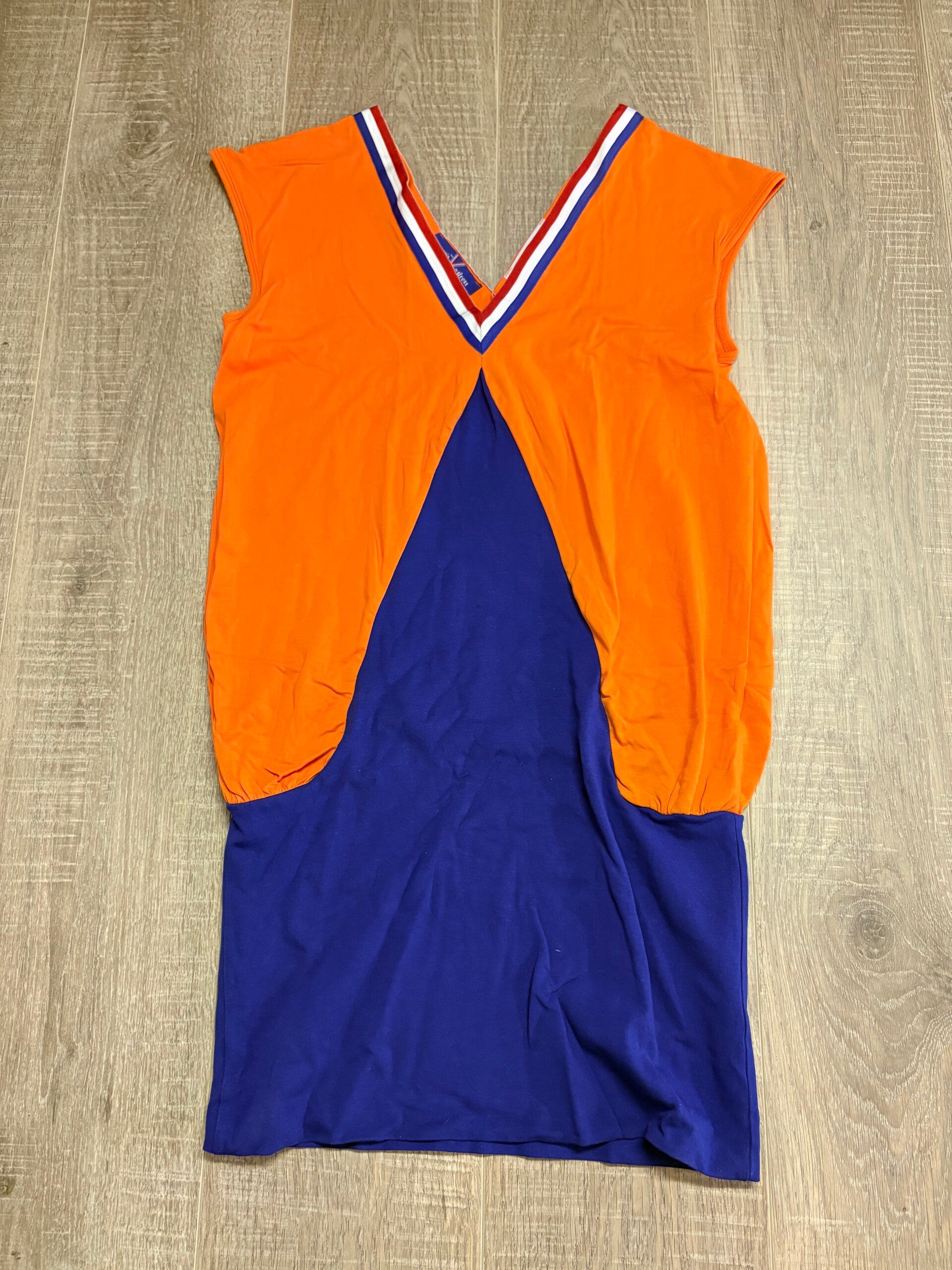 Bavaria V-dress - 38