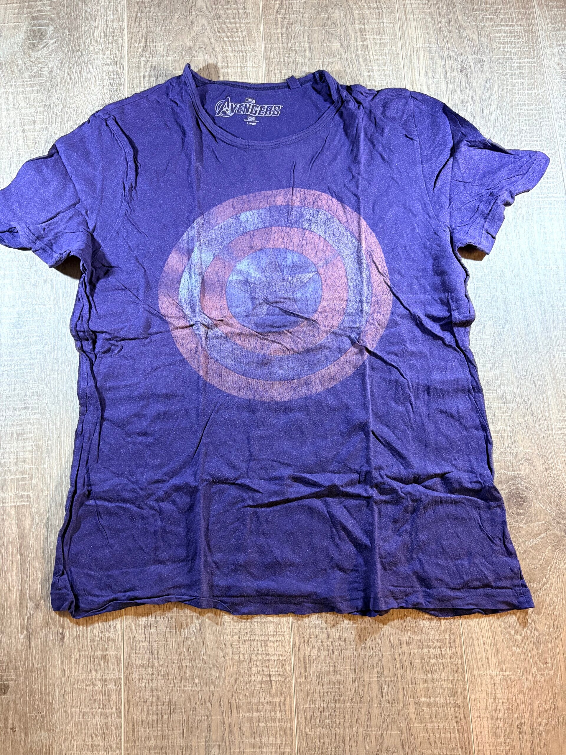 Marvel Avengers shirt - L