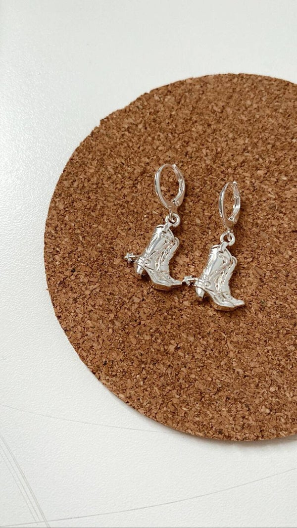 Howdy- earrings