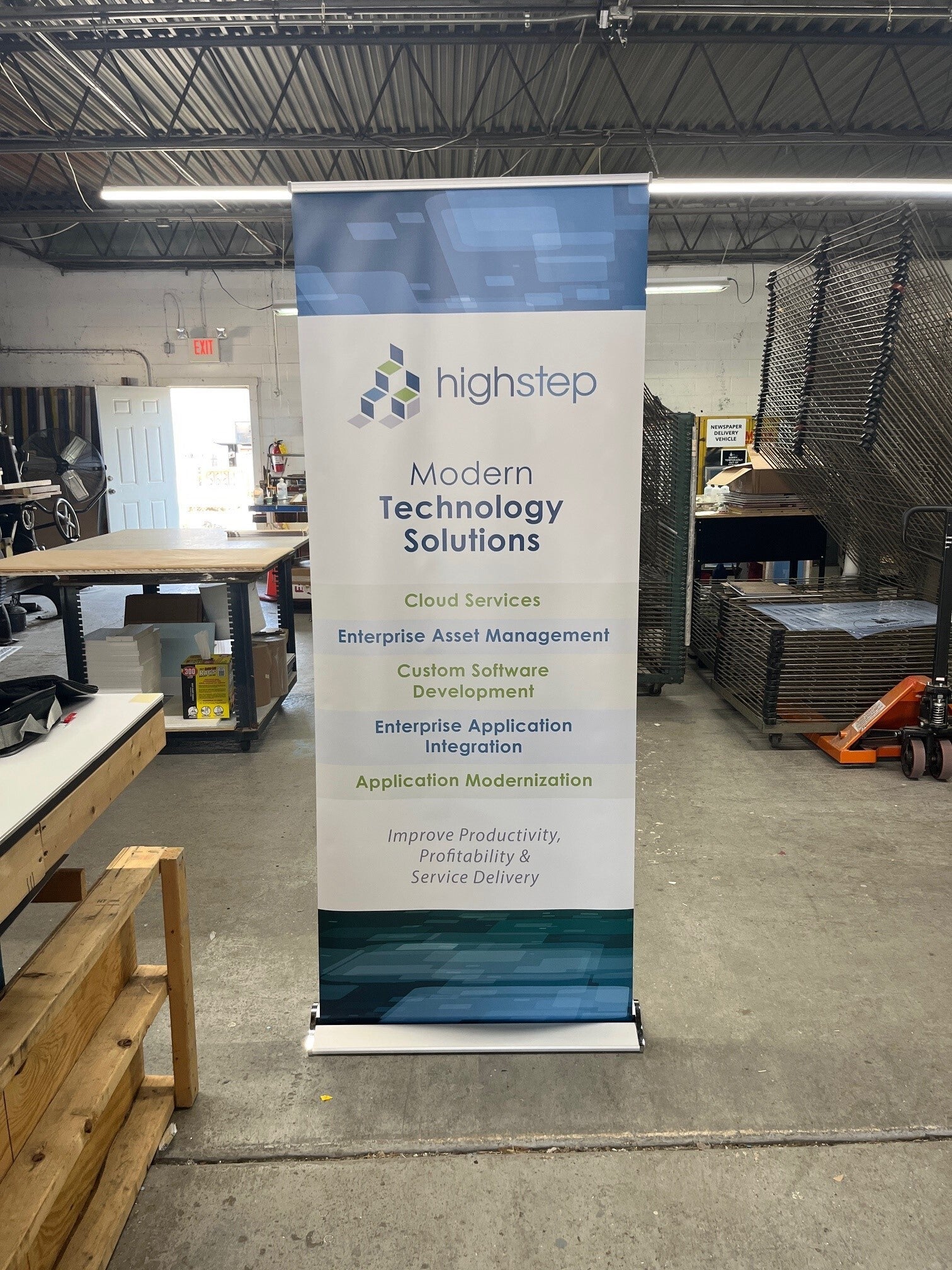 Retractable banners