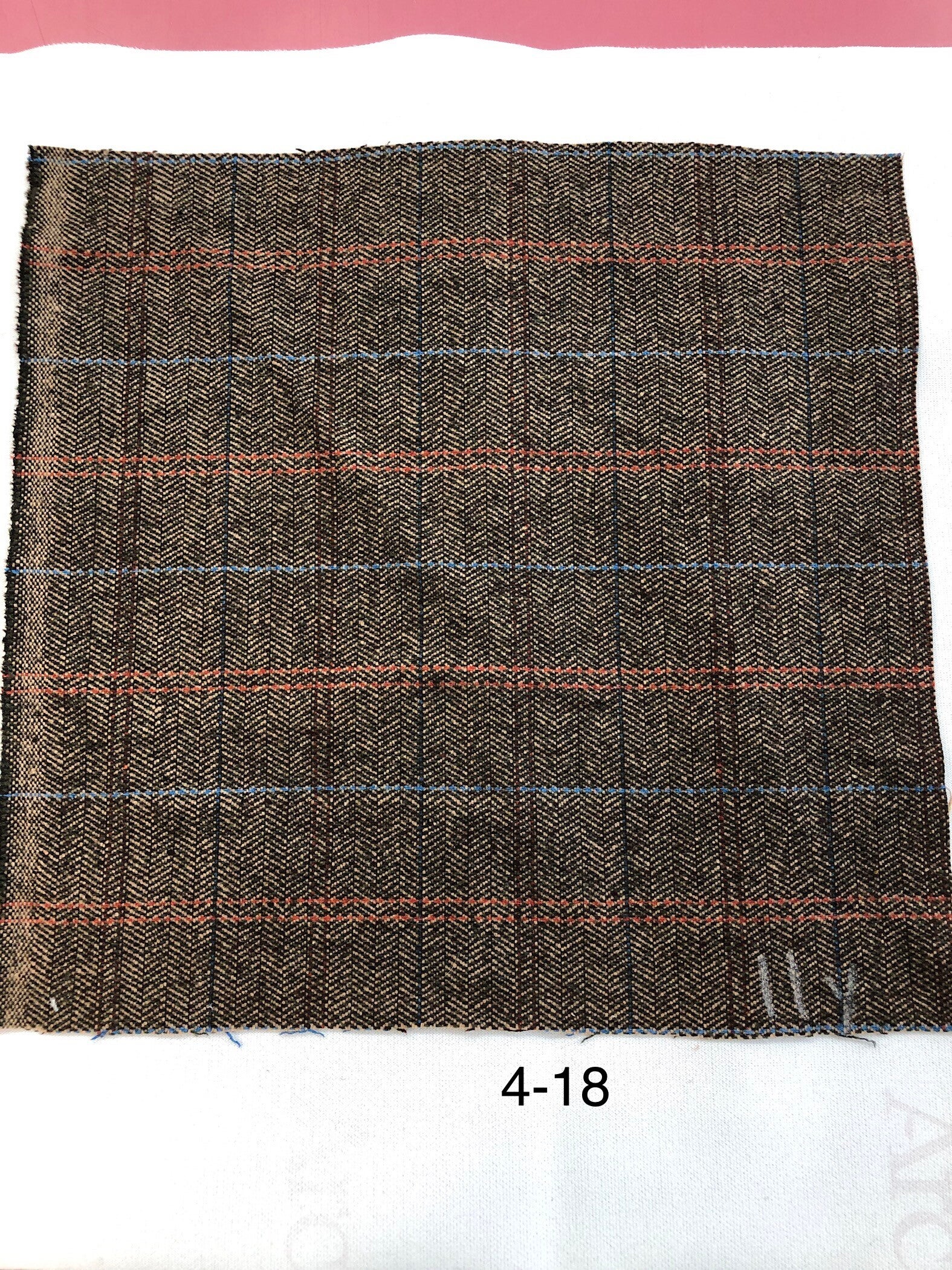 11 yd plaid 4-18