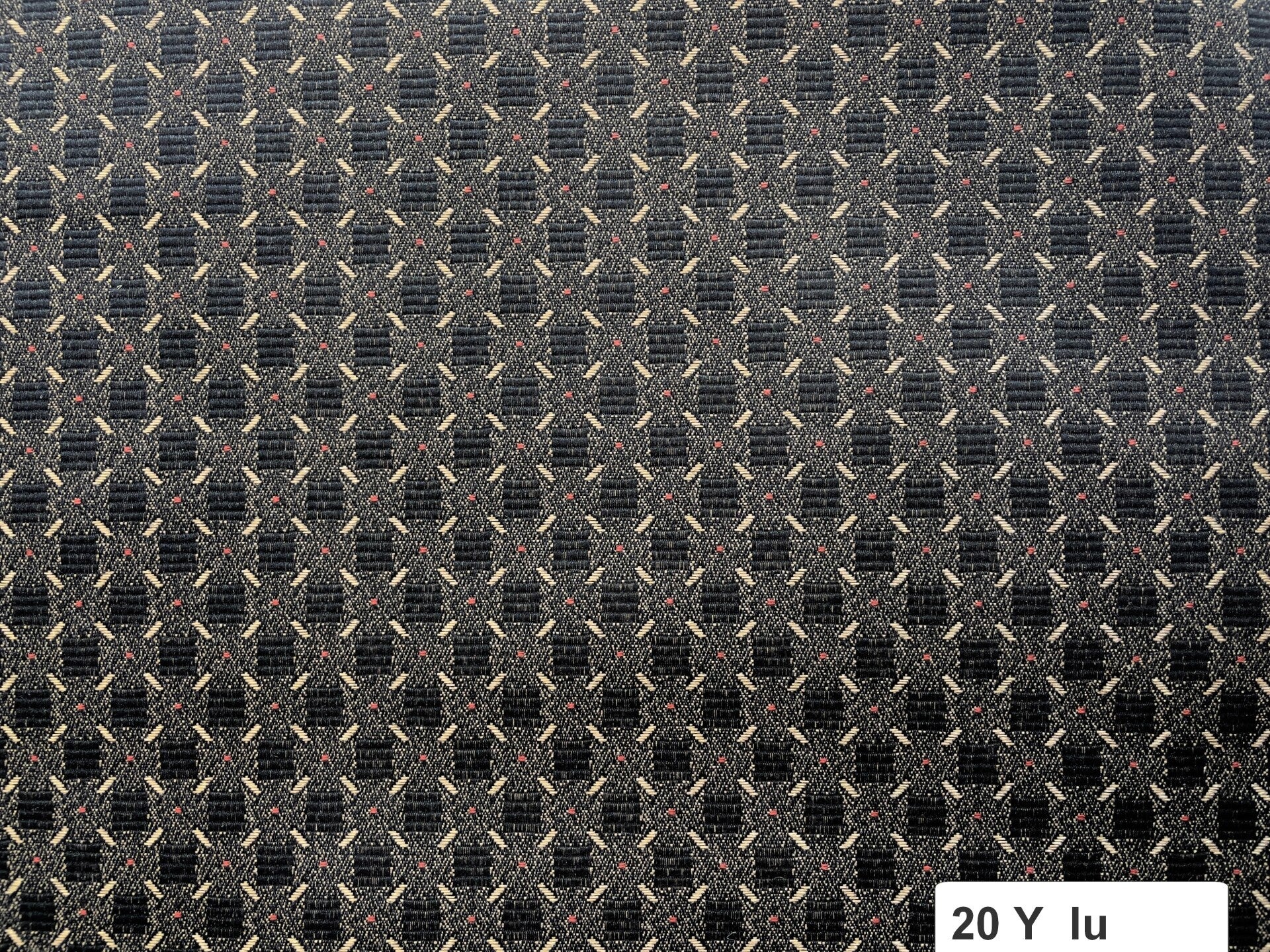 20+  Yards diamond lu black 0-22
