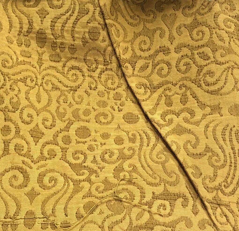 3 yards Geometric 3-8gold