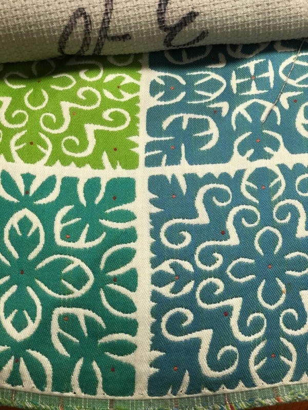 3 yards Geometric 4-22 dongia