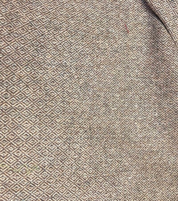 3 YARDS SOLID #3L GEOMETRIC DIAMOND PATTERN