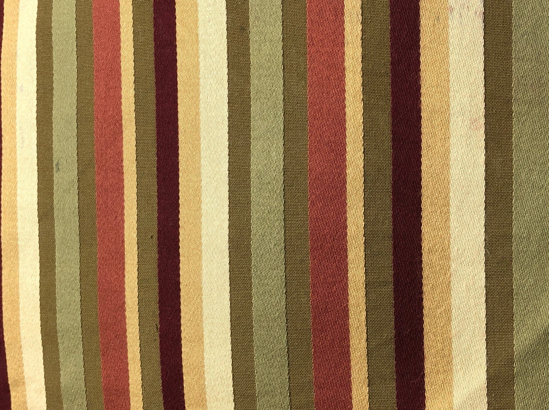 3 YARDS STRIPE 3-8