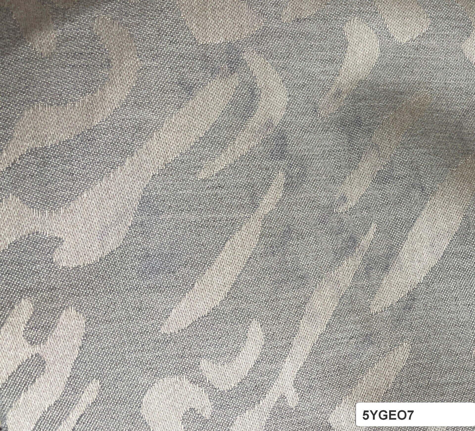 5 yards Geo 7 gray