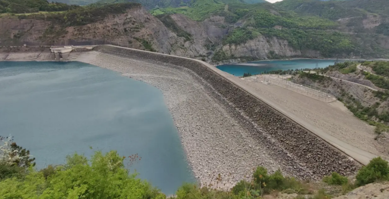 Barrage hydroélectrique