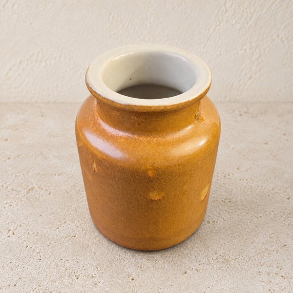 Pot en grès brun