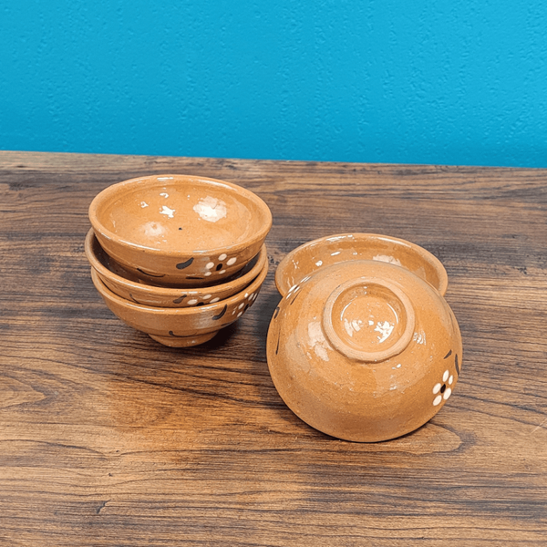 Ensemble de 5 coupelles en terre cuite vernissée et décoration florale