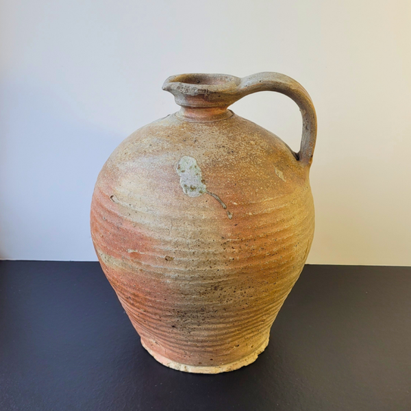 Jarre ancienne en terre cuite