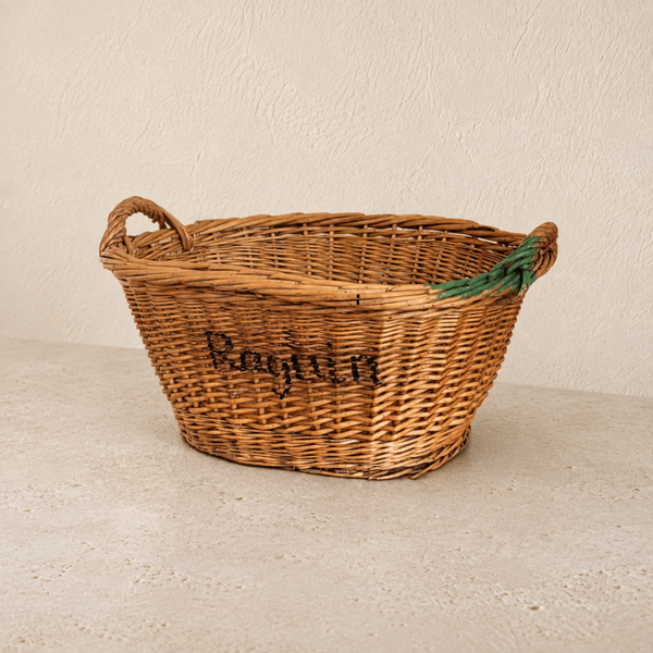 Panière ancienne en osier tressé de la fromagerie Raguin – pièce vendue