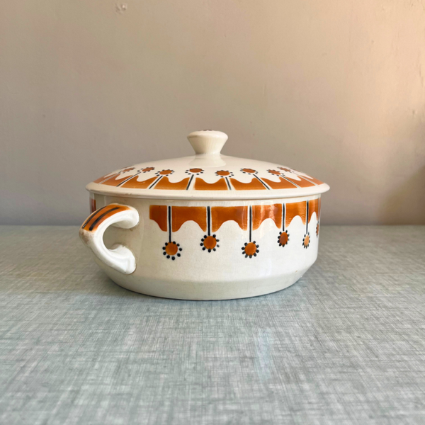 Petite soupière légumier ancienne en faïence de Badonviller – Charme et raffinement des arts de la table