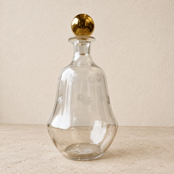 Carafe ancienne en cristal avec bouchon doré – verrerie élégante
