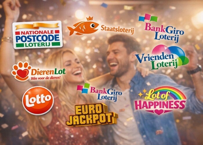 Een tropisch strand met palmbomen en ligbedden ter illustratie van onze Excel Vakantieplanner waarin je je vakantie goed en stressvrij kunt voorbereiden voor een zorgeloze vakantie. Geeft rust en een goed vakantiegevoel.