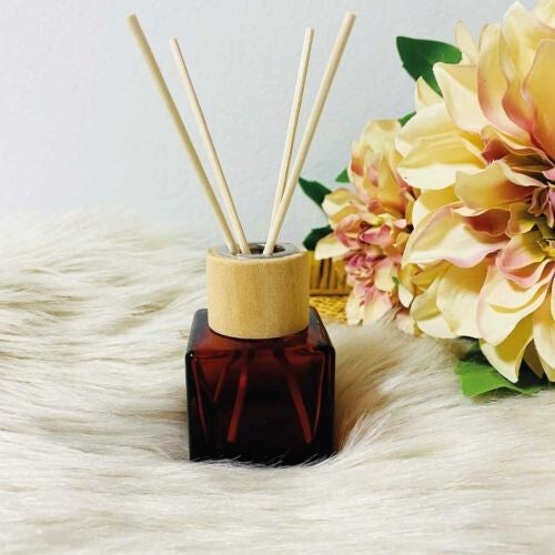 Parfumflesje vierkant met houten dop - 12 st