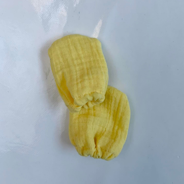 Krabwantjes lichtgeel