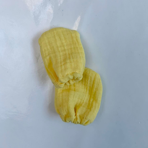 Krabwantjes lichtgeel