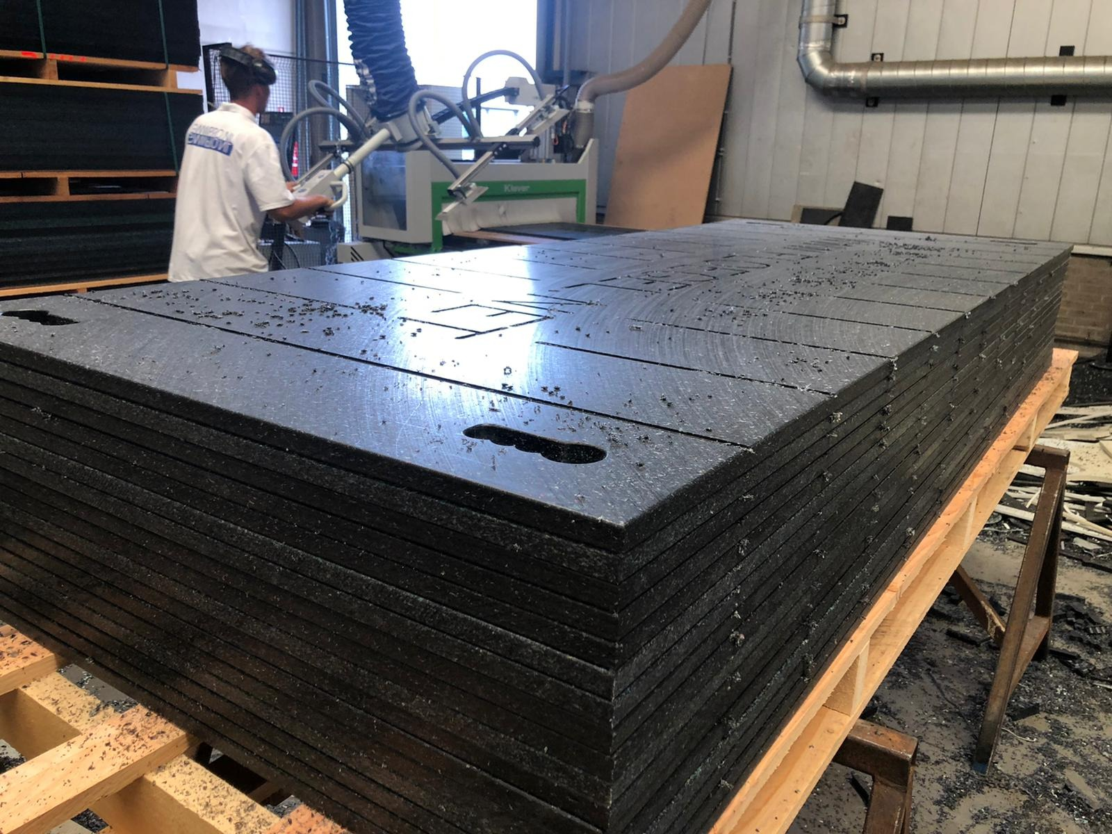 Industrie- und Anlagenbau Fahrplatten in Produktion bei gwwpro