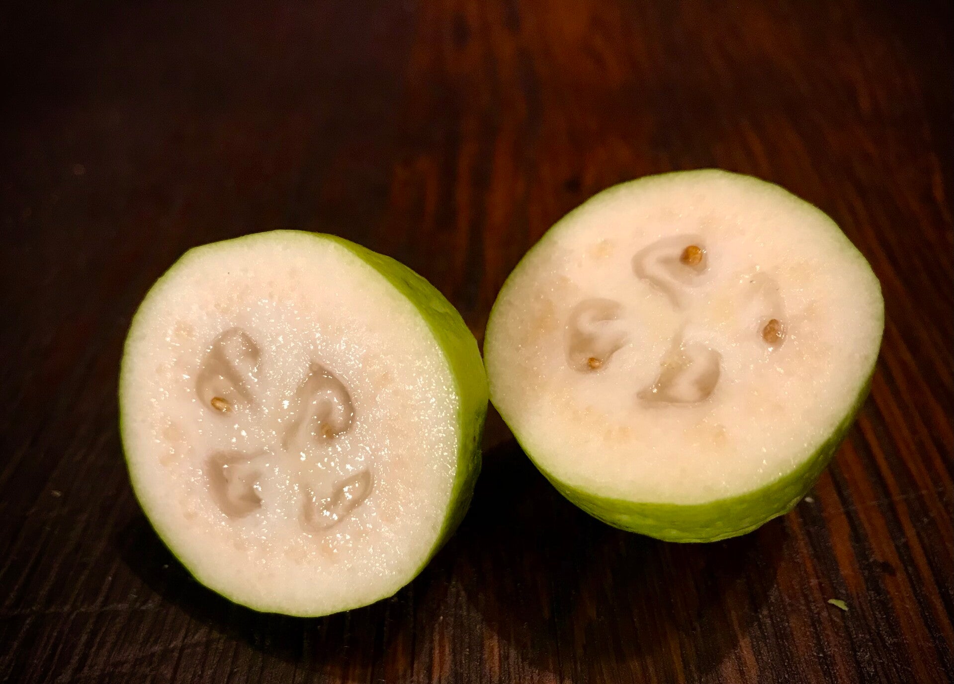 Feijoa ‘Unique’ - Acca sellowiana ‘Unique’