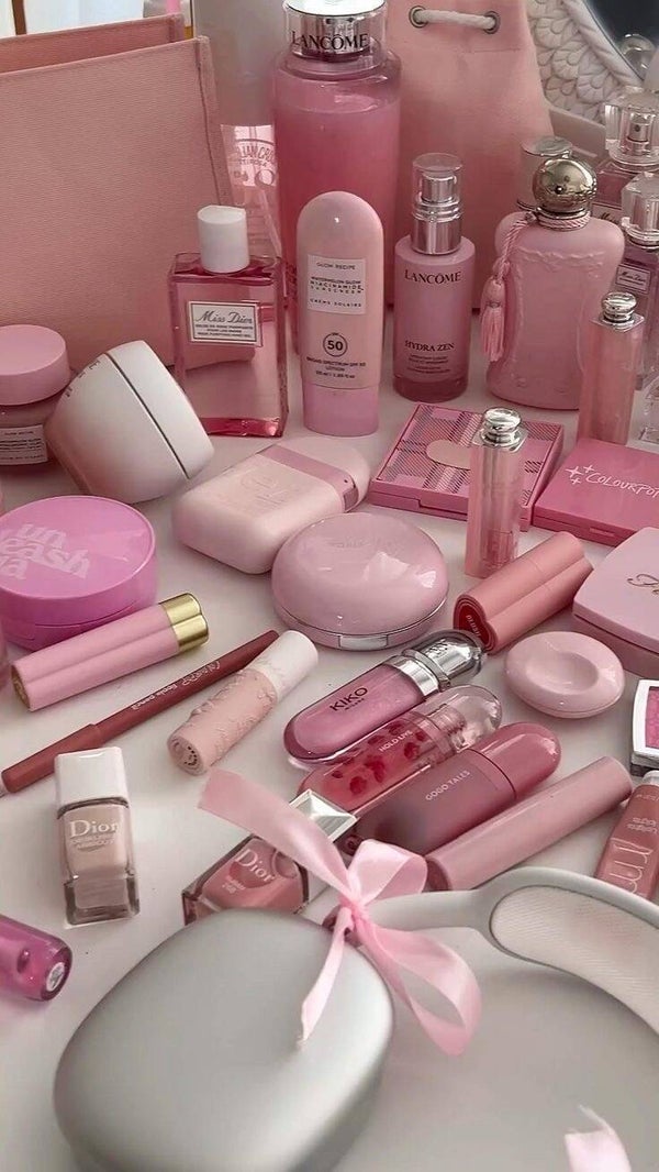 10 balls + 4 free gifts