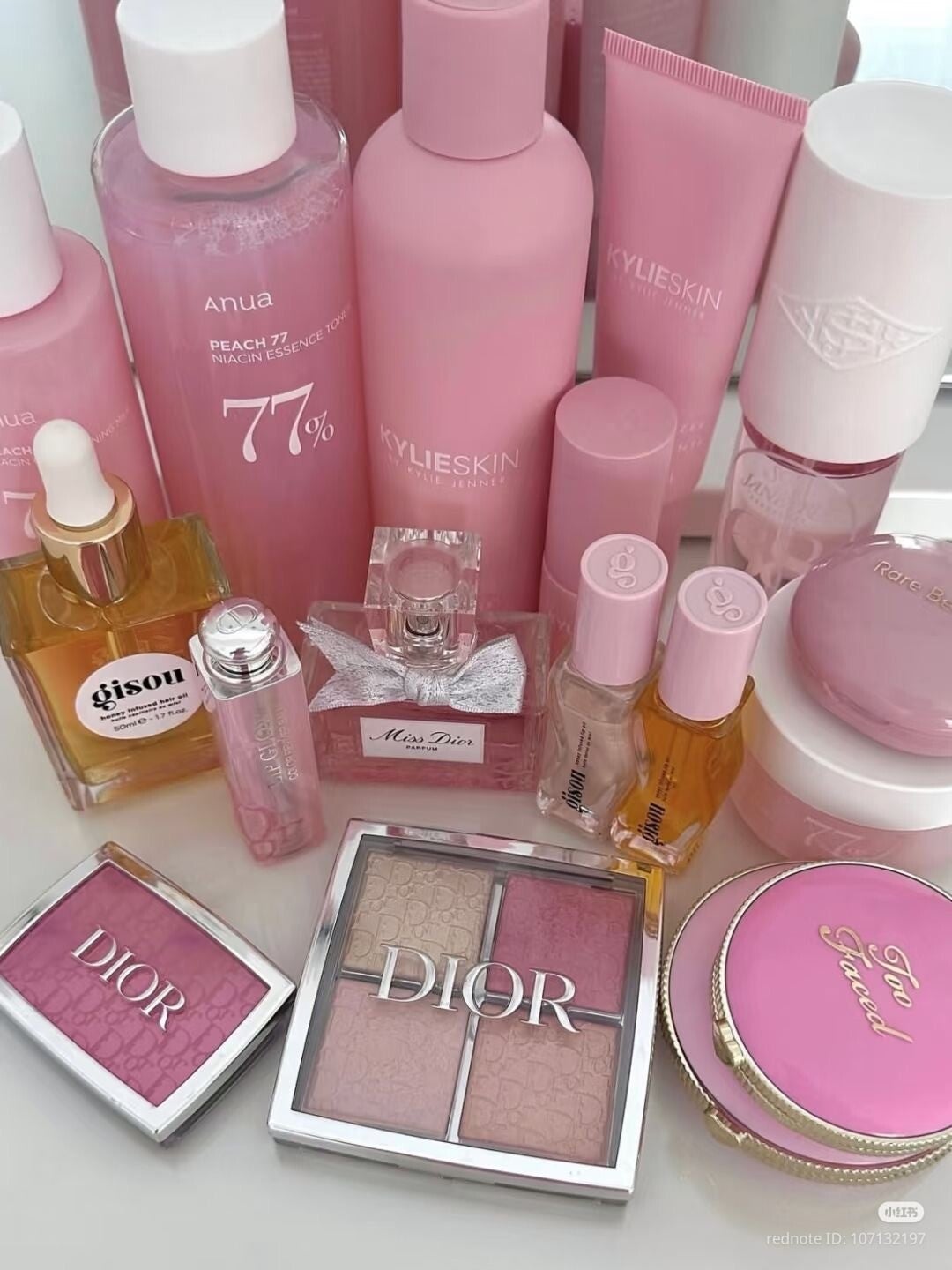 20 balls + 8 free gifts